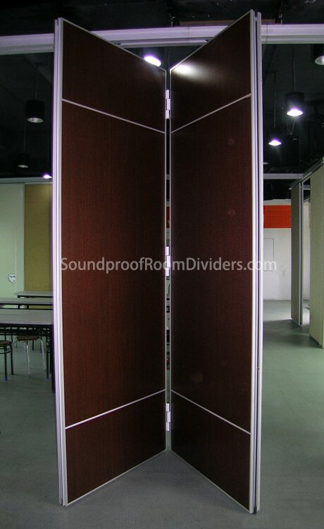 Floor to ceiling soundproof room dividers